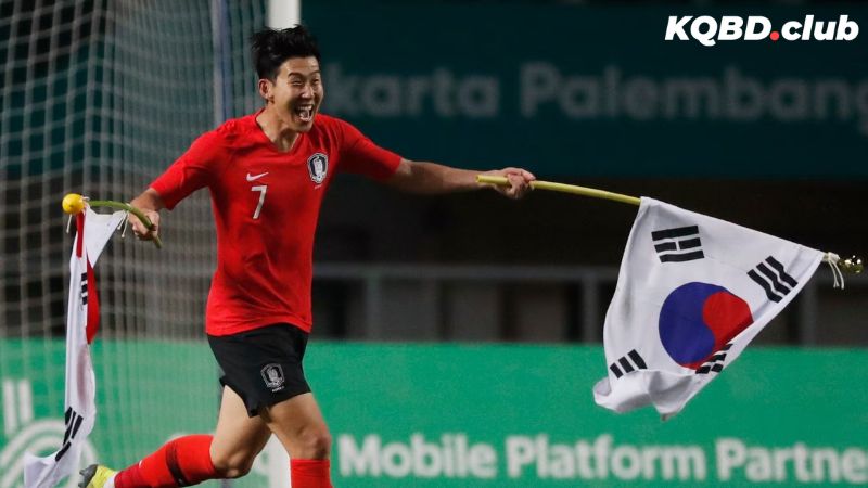 Son Heung-min và thế hệ xuất khẩu cầu thủ